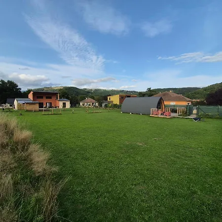 Tiny House La Pigne Confort & Parentale Apartment Canilhac