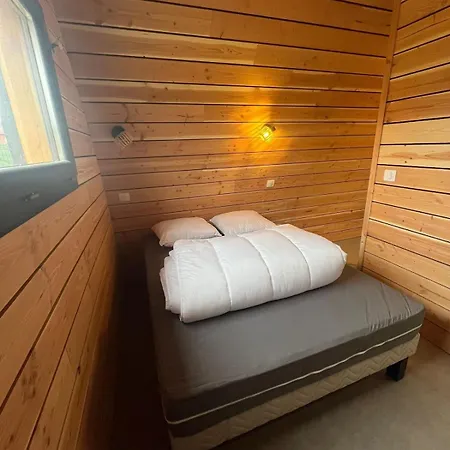 Tiny House La Pigne Confort & Parentale Apartment *